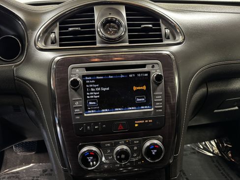Used 2017 Buick Enclave Leather image 27