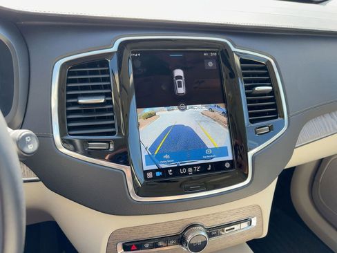 Certified 2023 Volvo XC90 B6 Ultimate w/ Lounge Package image 23