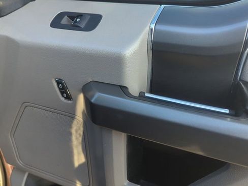 Used 2018 Ford F150 XLT w/ Equipment Group 302A Luxury image 28