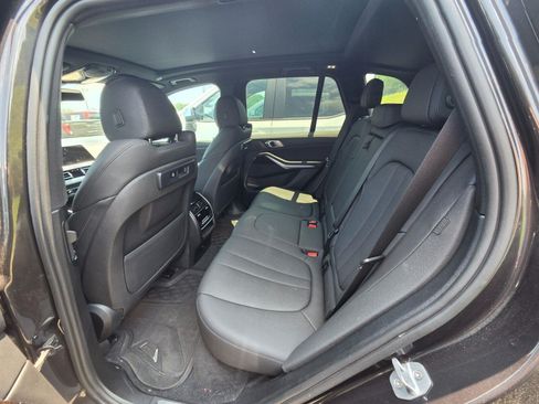 Used 2019 BMW X5 xDrive40i w/ Convenience Package AWD/4WD image 10