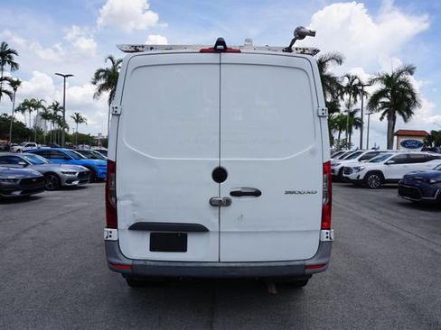 Used 2019 Mercedes-Benz Sprinter 144 image 43