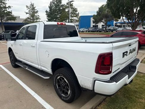 Used 2025 RAM 2500 Laramie AWD/4WD image 7