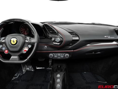 Used 2018 Ferrari 488 Spider RWD image 32