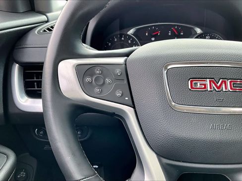 Used 2024 GMC Terrain SLT AWD/4WD image 20