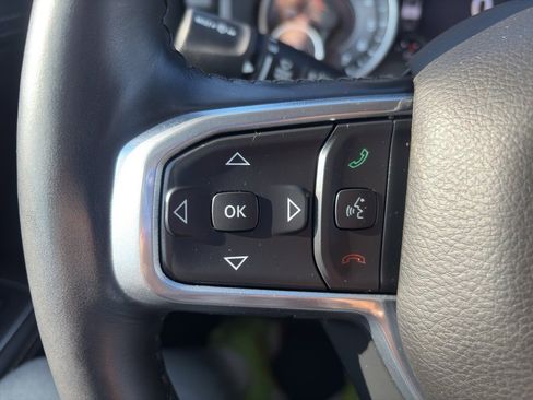 Used 2019 RAM 1500 Laramie image 39