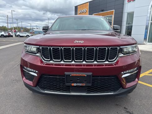 Used 2023 Jeep Grand Cherokee Limited AWD/4WD image 2