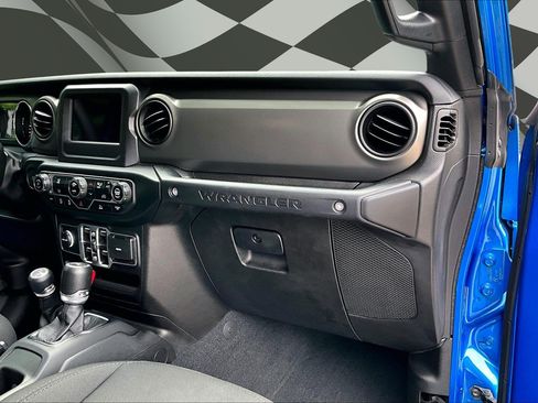 Used 2023 Jeep Wrangler Unlimited Sport AWD/4WD image 16