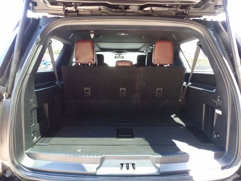 Used 2022 Ford Expedition Max Limited AWD/4WD image 7