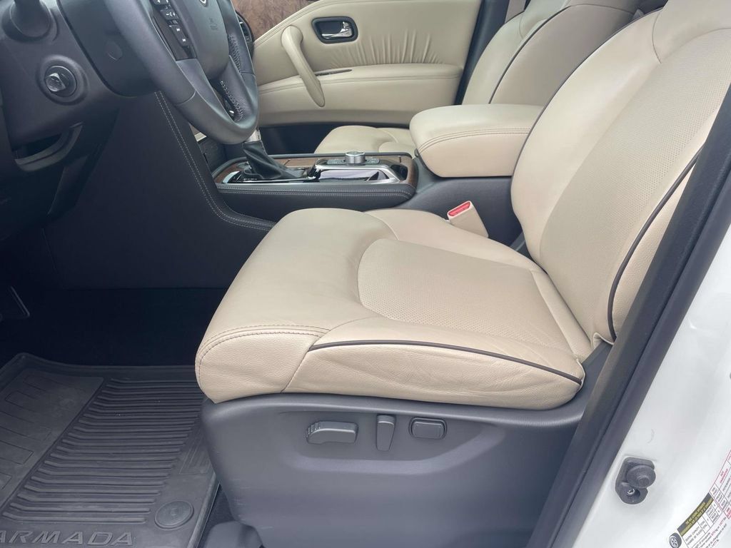 Used 2024 Nissan Armada SL w/ Captain's Chairs Package RWD image 19
