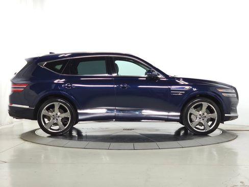 Used 2022 Genesis GV80 2.5T w/ Prestige Package 04 AWD/4WD image 11