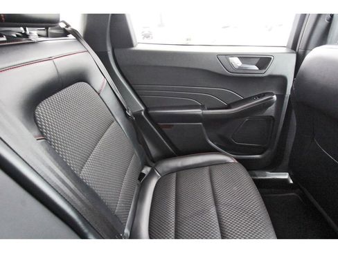 Used 2023 Ford Escape ST-Line image 11