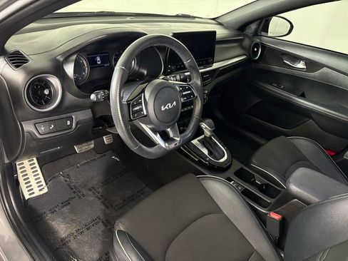 Used 2023 Kia Forte GT-Line w/ GT-Line Premium Package FWD image 16