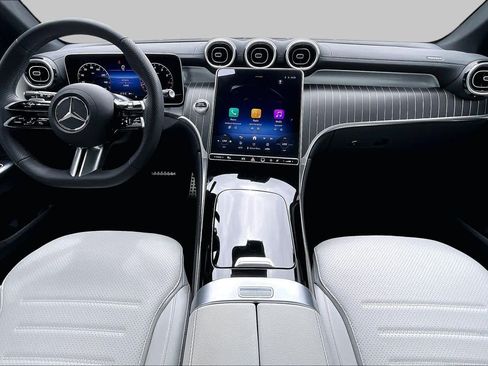Used 2026 Mercedes-Benz GLC 300 4MATIC image 16