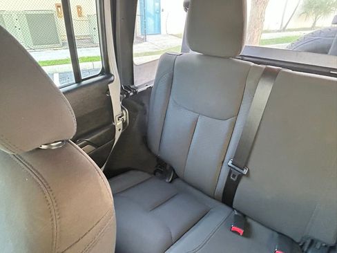 Used 2017 Jeep Wrangler Unlimited Sport image 12