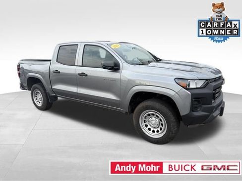 Used 2023 Chevrolet Colorado W/T w/ WT Convenience Package II AWD/4WD image 2