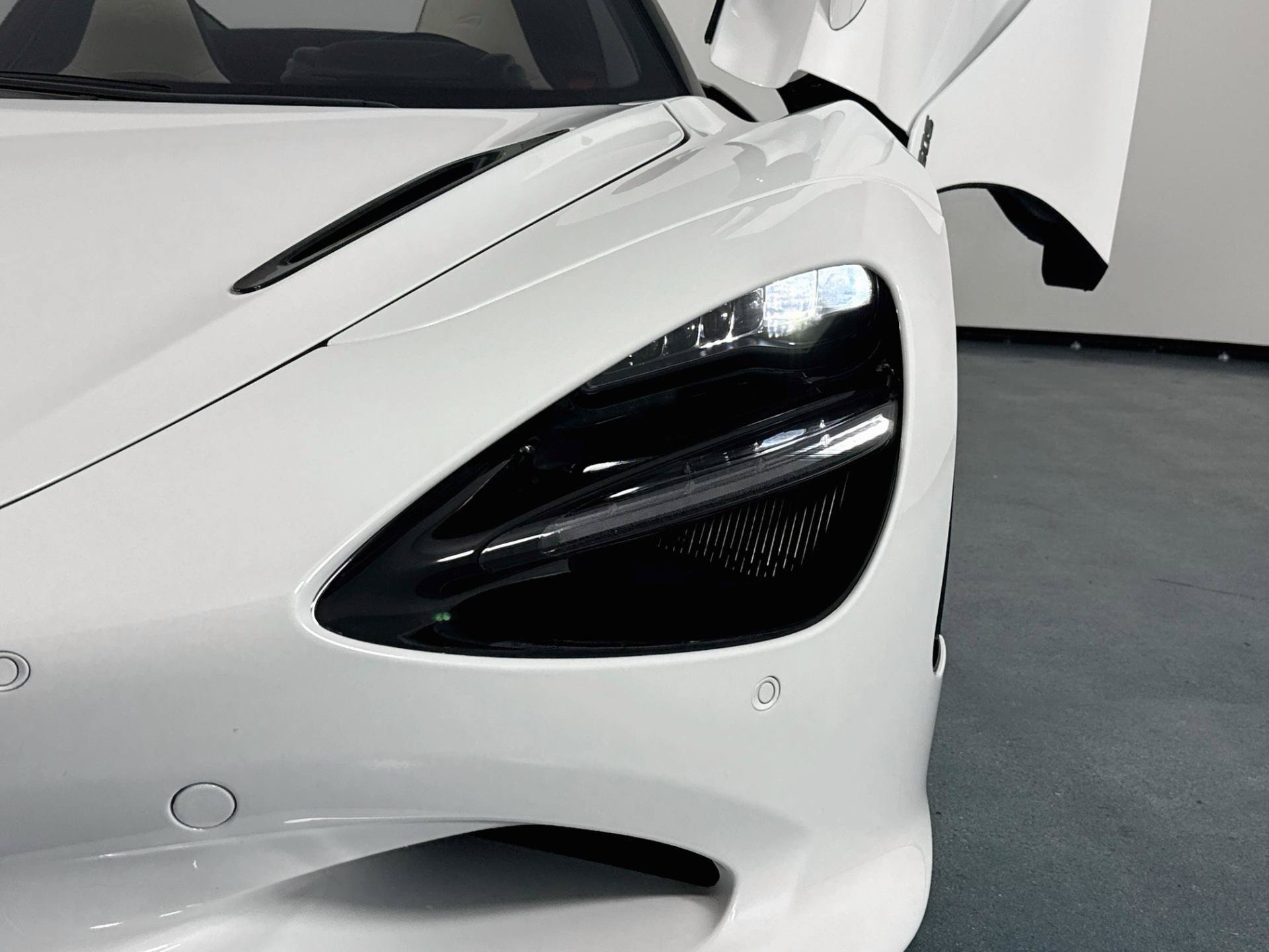 Used 2024 McLaren 750S Spider RWD image 70