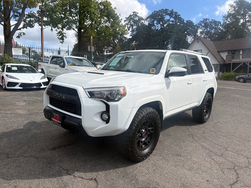 Used 2015 Toyota 4Runner TRD Pro AWD/4WD image 2