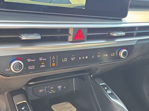 New 2026 Kia Sorento EX AWD/4WD image 26