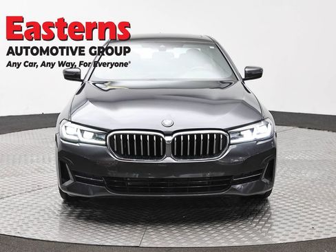 Used 2023 BMW 530i w/ Convenience Package RWD image 2