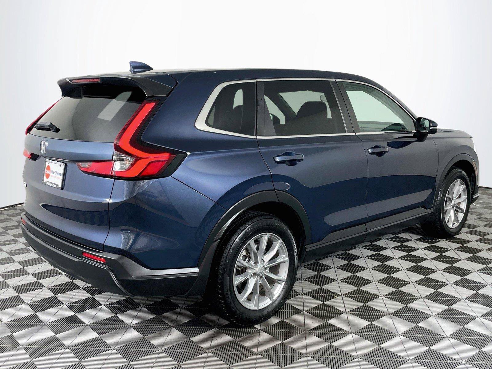 Used 2023 Honda CR-V EX image 11