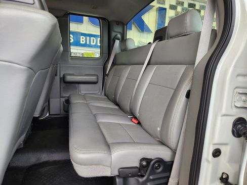 Used 2005 Ford F150 XL image 4