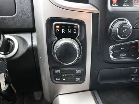 Used 2017 RAM 1500 Big Horn AWD/4WD image 25