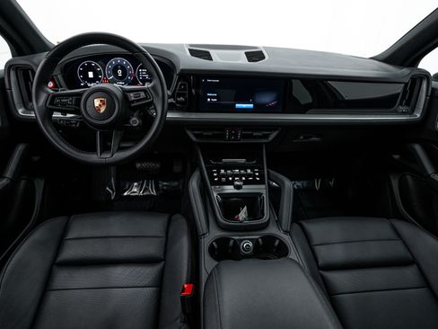 Certified 2024 Porsche Cayenne image 14