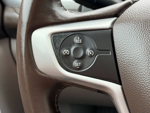 Used 2017 GMC Acadia SLT w/ LPO, Floor Liner Package AWD/4WD image 36