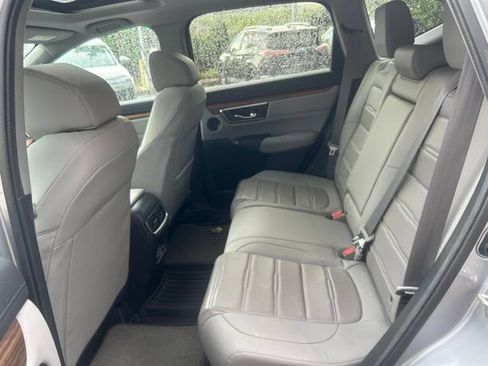 Used 2019 Honda CR-V Touring image 7