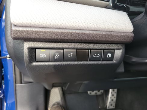 Certified 2025 Toyota Camry SE w/ Convenience Package image 31