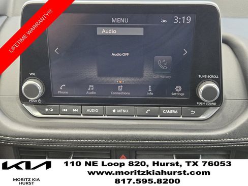 Used 2024 Nissan Rogue SV FWD image 8