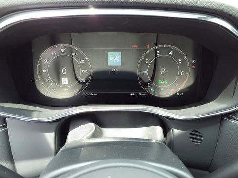 Certified 2025 Jaguar F-PACE R-Dynamic S image 16