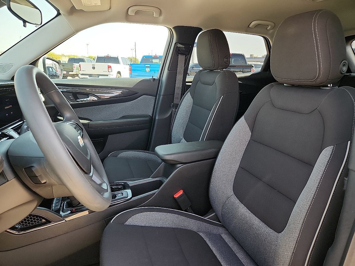 Used 2026 Chevrolet TrailBlazer LT FWD image 8