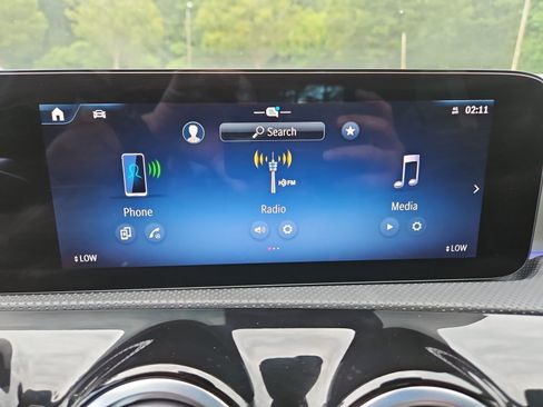 Used 2025 Mercedes-Benz CLA 250 4MATIC image 27