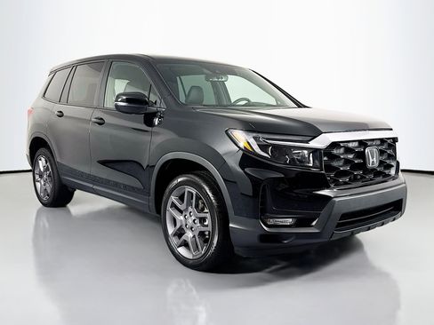 Certified 2023 Honda Passport EX-L image 3