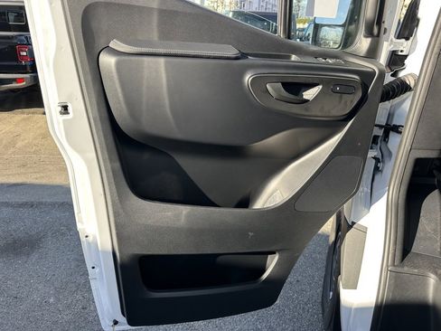 New 2025 Mercedes-Benz Sprinter 2500 image 15