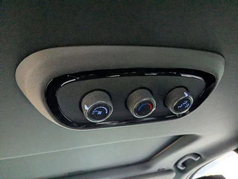 Certified 2022 Dodge Durango GT image 24