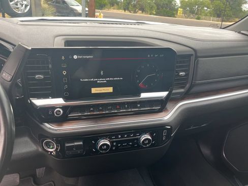 Certified 2025 GMC Sierra 1500 SLT AWD/4WD image 19