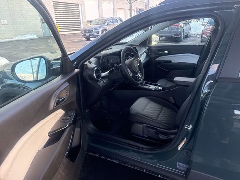 New 2026 Chevrolet Trax LT w/ Driver Confidence Package image 11
