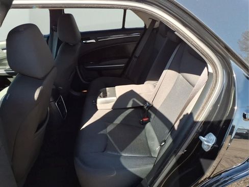 Used 2023 Chrysler 300 Touring w/ Sport Appearance Package RWD image 28