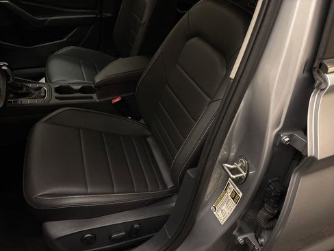 Used 2024 Volkswagen Jetta SE image 11