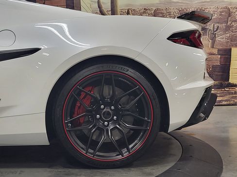 Used 2023 Chevrolet Corvette Z06 image 10