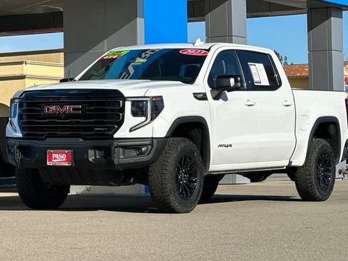 Used 2023 GMC Sierra 1500 AT4X image 10
