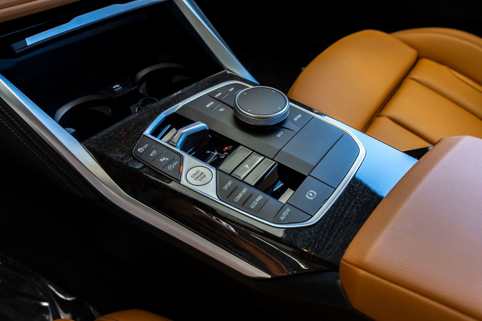Certified 2024 BMW 430i Coupe w/ M Sport Package RWD image 14