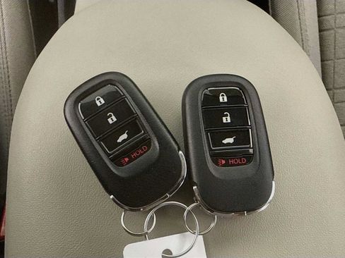 Used 2024 Honda HR-V LX image 27