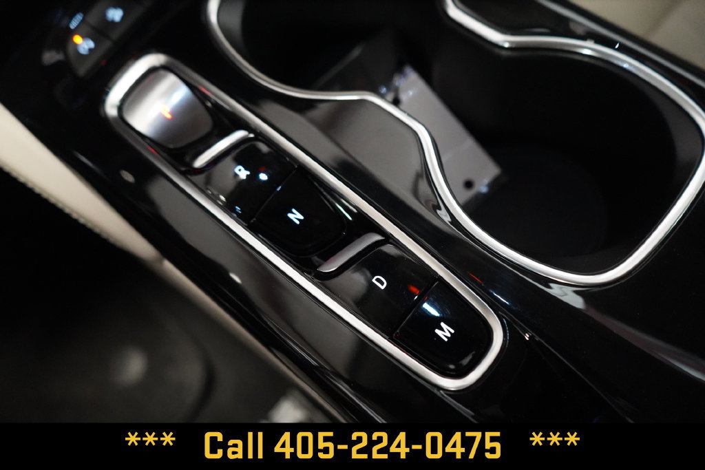 Used 2023 Buick Envision Avenir AWD/4WD image 39