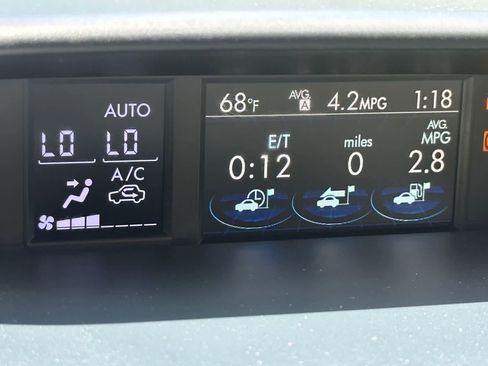 Used 2016 Subaru Forester 2.5i Touring w/ Eyesight & Navigation System AWD/4WD image 21