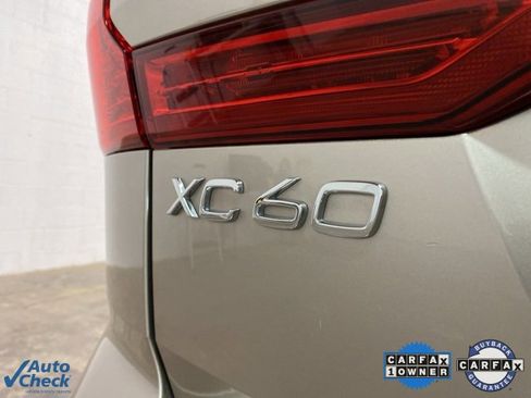 Used 2025 Volvo XC60 B5 Core image 97