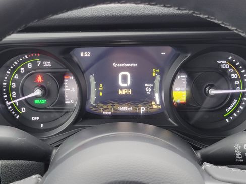 Used 2025 Jeep Wrangler Unlimited Sport S 4xe AWD/4WD image 9