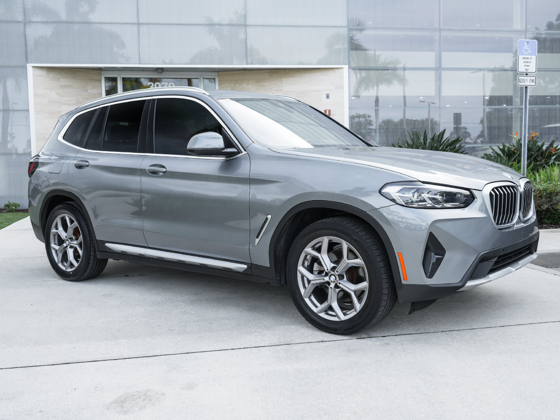 Used 2023 BMW X3 sDrive30i w/ Convenience Package RWD image 4